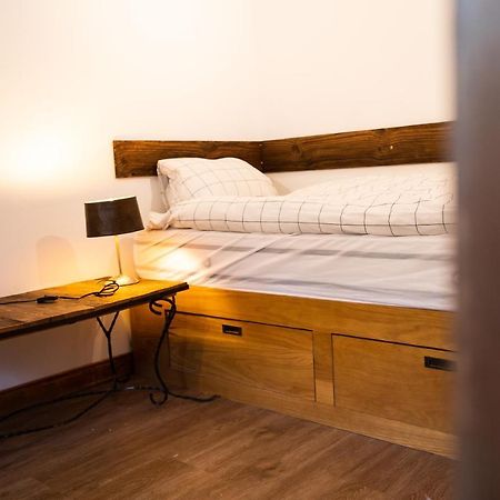 La Baraka Hostel Bagnes Ngoại thất bức ảnh