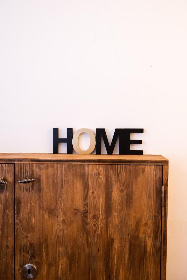 La Baraka Hostel Bagnes Ngoại thất bức ảnh